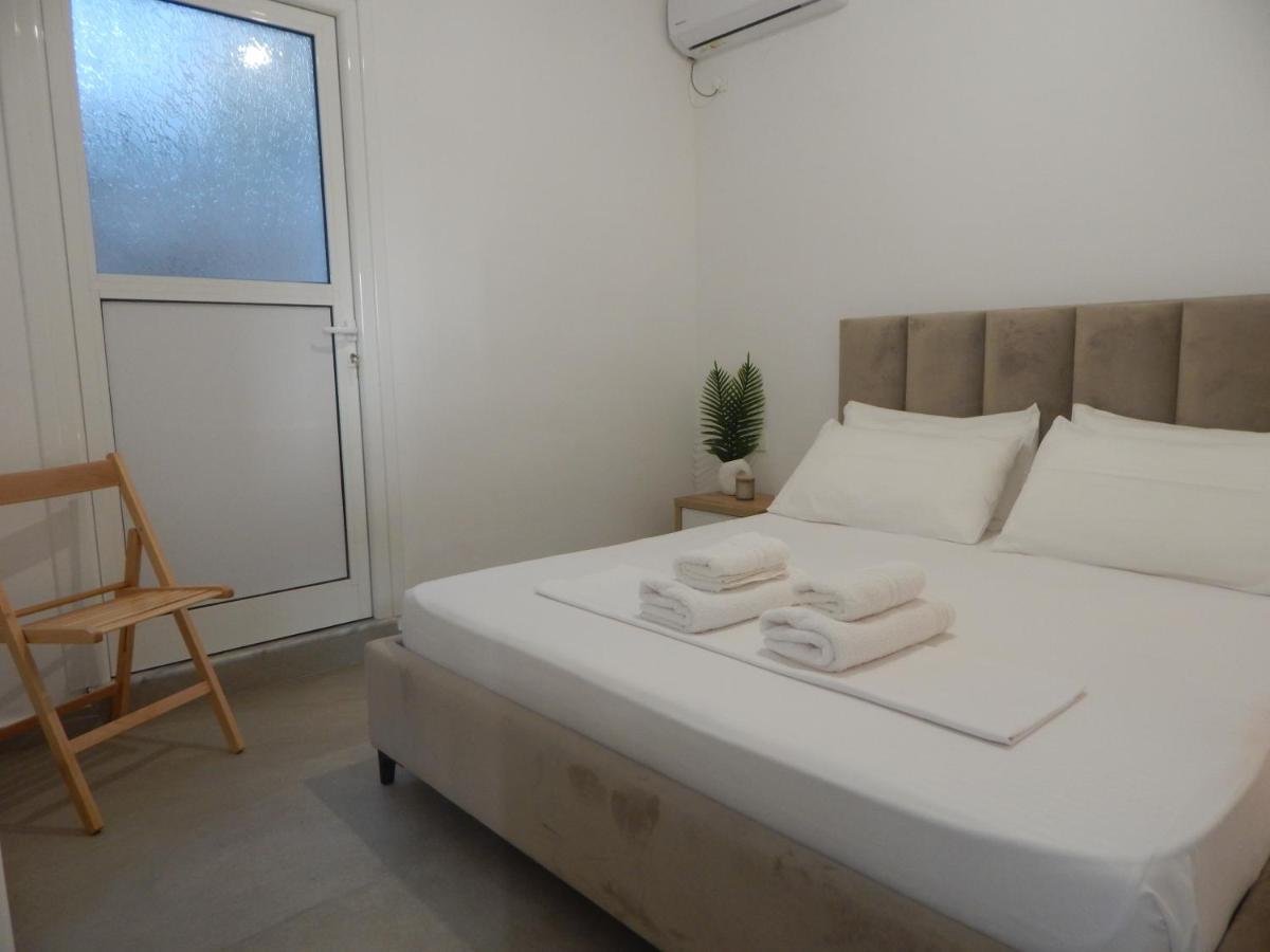 Bel Air Rooms Himare Esterno foto