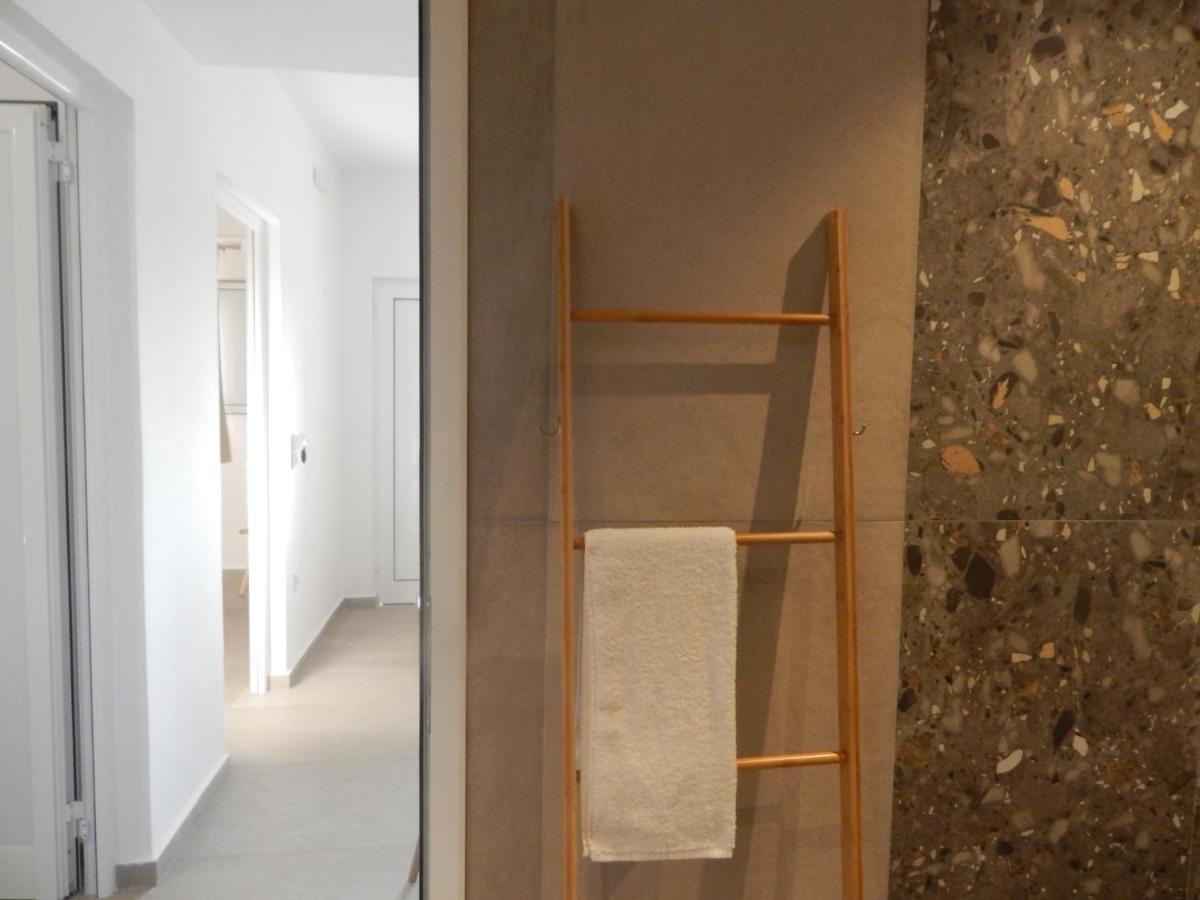 Bel Air Rooms Himare Esterno foto