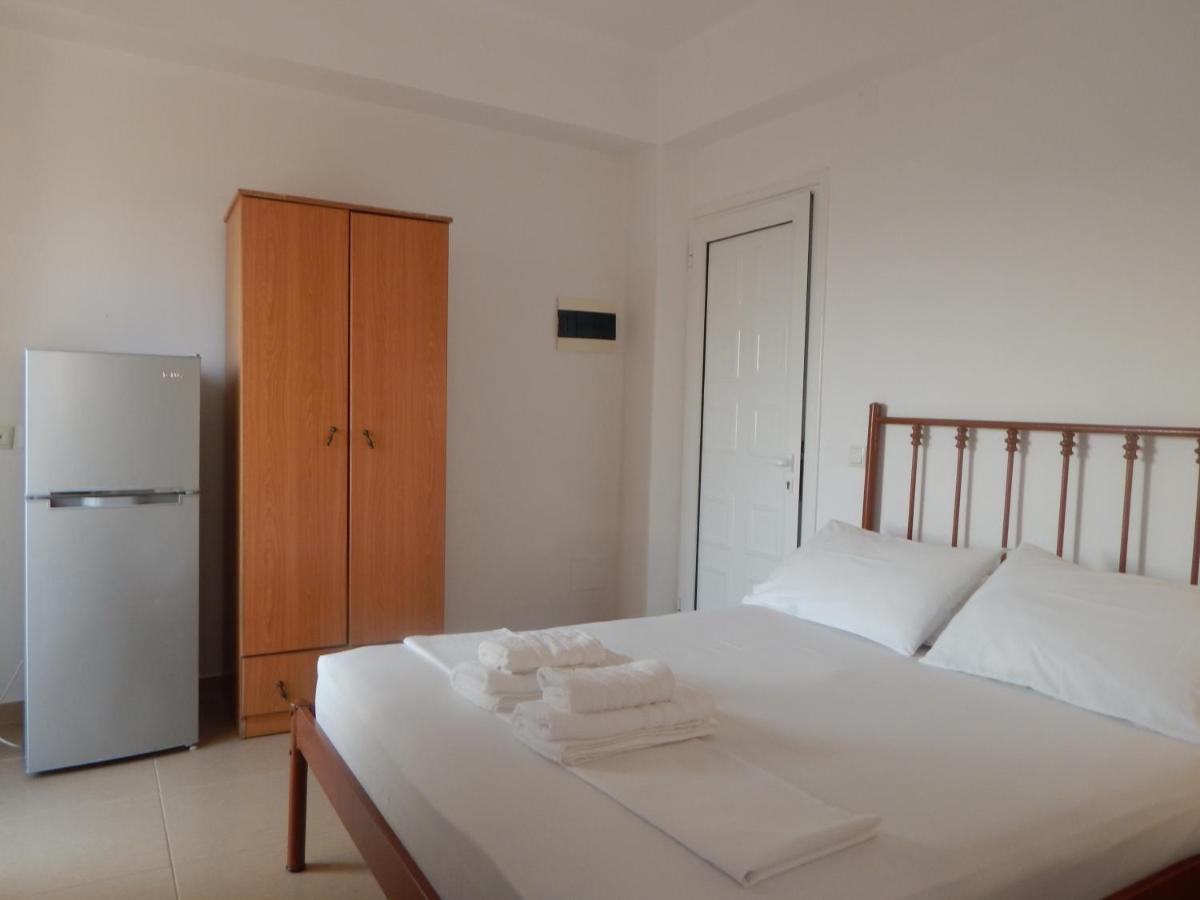 Bel Air Rooms Himare Esterno foto