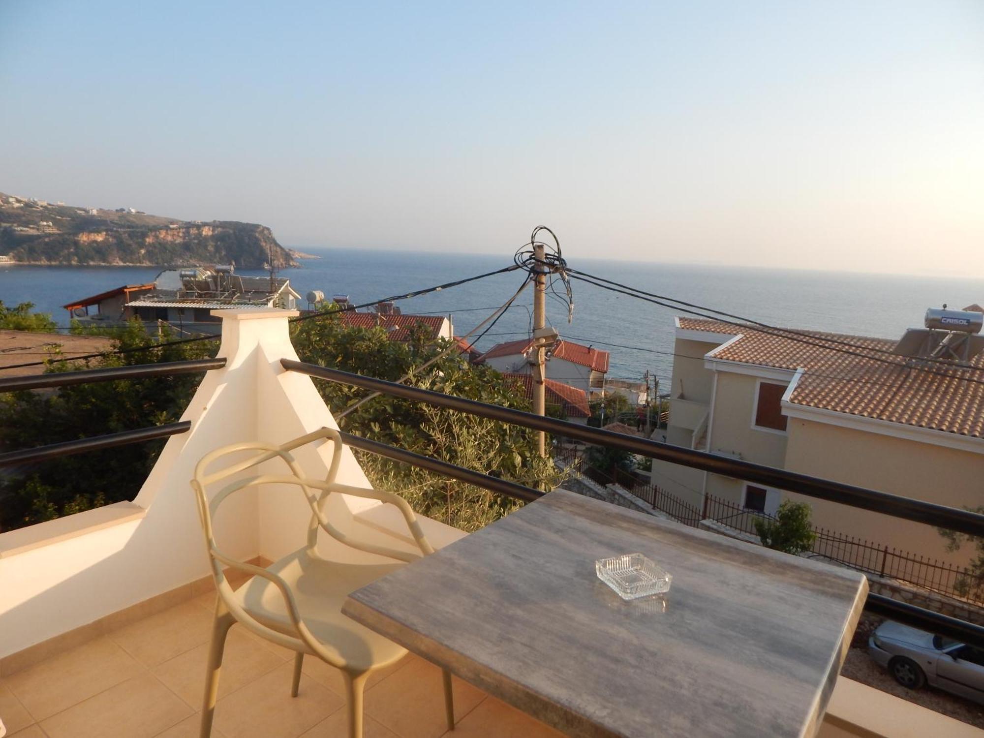 Bel Air Rooms Himare Esterno foto