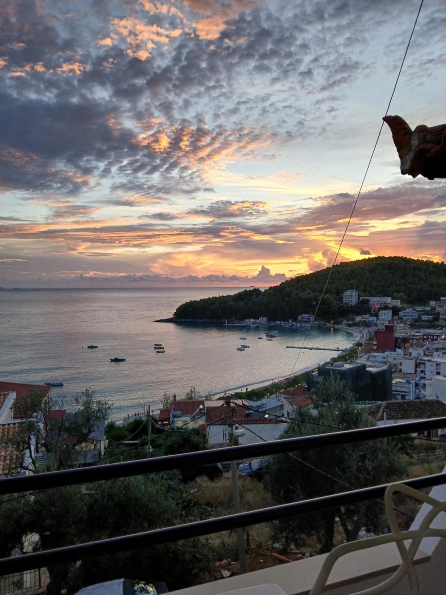 Bel Air Rooms Himare Esterno foto